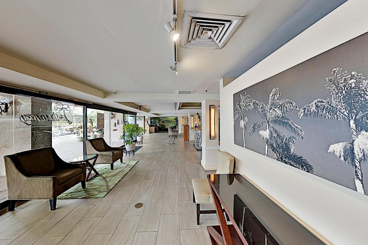호놀룰루 Aqua Palms Waikiki Ocean View Lanai Parking Included 아파트 외부 사진